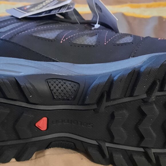 Shoes - Picture 1 of 4